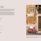 WUNDERVOLLE TAGE IN DER EWIGEN STADT. Rote Vespa vor alter, orangefarbener Mauer mit Tür; Schild: "VIA DI PARIONE".