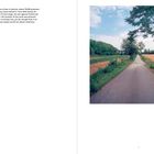 Links Text über "Stalag XVII, Krems"; beschreibt größten Kriegsgefangenenlager Österreichs, Lage und Bedeutung. Rechts ein Foto zeigt eine lange Landstraße, gesäumt von Feldern und Bäumen.