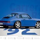 Text: "Carrera RS", "’92", "boxermotor.de", "JANUAR". Ein blauer Sportwagen von der Seite vor blauem Hintergrund.