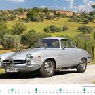 Januar. Alfa Romeo Giulia Sprint Speciale Erstzulassung 1967. Silbernes Auto auf Landstraße, hügelige Landschaft im Hintergrund.