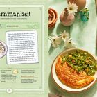"Bauernmahlzeit" - Rezept für Omelett mit Pastinaken und Rucola. Illustrationen: Teller mit Omelett, Zutaten, Blumen.