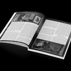 Text: "Psychologische Analyse von Psyche. Freud, Jung, Adler und die verhaltenstheoretische Theorie." Ein offenes Buch mit Bildern.