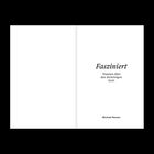 "Fasziniert: Staunen über den dreieinigen Gott" von Michael Reeves. Schwarzer Text auf weißem Hintergrund.