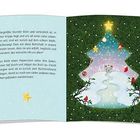 Auf der linken Seite steht ein Text auf blauem Hintergrund. Rechts ist eine Illustration eines Weihnachtsbaums im Schnee.