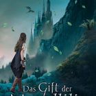 Text: "April Wynter", "Das Gift der Mondlilie". Eine Frau schaut zu einem verwunschenen Schloss unter einem nebligen Himmel.