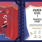 ZAUBER-LEVEL 1 MAGISCHE HÄNDE. Eine Hand mit Zauberstab vor rotem Vorhang, Zauberartikelliste daneben.