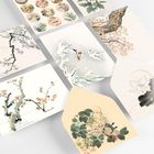 Verschiedene botanische Illustrationen mit Blumen und Zweigen auf Papier. Ein vertikales Arrangement von Kunstkarten.
