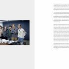 „Introduction“ steht oben links neben einem Gruppenfoto von sieben Personen. Rechts ist ein längerer Text beschrieben.