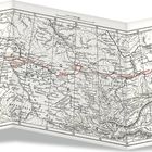 „ROUTE DURCH SIBIRIEN“ steht links. Alte Karte mit eingezeichneter Route durch Sibirien und markanten geografischen Details.