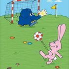 Kalender unten mit Datum 1-31. Illustration: Blauer Elefant im Tor, rosa Hase schießt Ball auf Wiese.