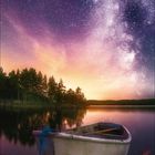 10, 2021. Zahlen von 1 bis 31 in einer Reihe. Ein Boot am Ufer unter einem sternklaren Himmel.