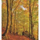 Oktober 2027 Kalender, herbstliche Waldszene mit Bäumen, gelbem und orangem Laub am Boden. Tabellenansicht der Tage.