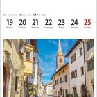 Juli, 29. Woche. Montag, 19 bis Sonntag, 25. Goldgasse in Kaltern an der Weinstraße. Historische Straßenansicht.