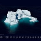 Text: "06 Juni", "Solitaire", "Disko Bay, Grönland, Sommer 2021." Ein großer, beeindruckender Eisberg im dunklen Wasser.