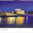 Opernhaus Oslo, Norwegen. Moderne Architektur in strahlendem Licht, umgeben von Wasser und Stadtlichtern bei Nacht.