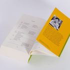 Links eine Zeittafel mit Jahreszahlen und Ereignissen. Rechts ein gelbes Blatt mit einem Foto und einem Text über Jung Chang.