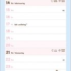 Kalenderblatt für November mit Feiertagen und Wochenzahlen. Illustration von Pommes, Burger und Getränk, dazu "Yum!".