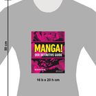 "MANGA! DER DEFINITIVE GUIDE" steht auf einem T-Shirt. Abgebildet sind schwarz-rosa Manga-Szenen.