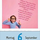 „Wenn Tina eine Flöte bekommt,...“ Ein fröhliches Kind mit Brille zeigt Daumen hoch. Datum: Montag, 6. September.