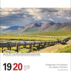 20. Juni 1977: Trans-Alaska-Pipeline liefert Erdöl. Landschaft mit Bergen, Pipeline im Vordergrund, Zitat von Jean Paul Getty.