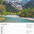 Juli/August, 30. Woche. Löwe 23.7.–22.8. Berglandschaft mit klarem Fluss, bewaldeter Uferbereich, schneebedeckte Gipfel.