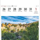 Kalender: 26. Juli (Montag) bis 1. August (Sonntag). Foto zeigt das Rathaus von Málaga, umgeben von grünen Bäumen.