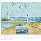 November 2027 | Nordlichter | Karte mit Meer, zwei Leuchttürmen, Möwen und Landschaftsszene von Fischerbooten.