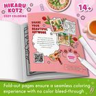 "SHARE YOUR BEAUTIFUL ARTWORK" steht auf einer offenen Broschüre mit Zeichnungen und Anleitungen.