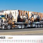 Kalenderblatt: "DEZEMBER 2027". Ein LKW mit Wikingermotiv und Drachenbooten auf der Straße.