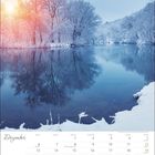 Kalender mit Monat Dezember, Feiertagen wie Nikolaus und Weihnachten. Winterliche Landschaft mit schneebedeckten Bäumen.