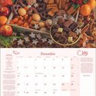 Kalenderseite für Dezember mit Rezept für Spekulatius. Verschiedene Weihnachtsgebäcke und Früchte umrahmen den Kalender.
