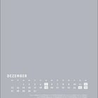 Dezemberkalender mit hervorgehobenen Sonntagen und angegebenen Feiertagen wie Nikolaus und Weihnachten.