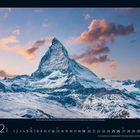 Matterhorn: Schweiz, Monte Cervino: Italien. Dezember 2024. Kalenderansicht, Matterhorn im Abendlicht mit rosa Wolken.