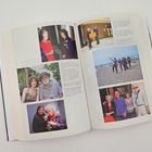 Texte links: Begegnung mit Elizabeth II, Mittig: Pelee Island, Unten: Tournee; Fotos von Personen bei Alltagsaktivitäten.