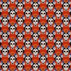 Keine sichtbaren Texte. Wiederholtes Muster aus kunstvoll verzierten Totenköpfen und Rosen in rot, blau und weiß auf rotem Hintergrund.