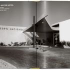 HACIENDA MOTOR HOTEL, Neutra and Alexander, 1st Street and Miraleste Avenue, San Pedro, California, 1957. Moderne Gebäudeansicht.