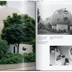 "Opensite: Even in a wooded environment, the structures look like science fiction. Above: A group of spheres. Below: An interior view with a kitchen and round window. Links: Runde Gebäude, Bäume."