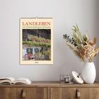 „LANDLEBEN mit Hundertjährigem Kalender“ steht auf einem Kalendercover. Darunter ein Bauernhaus mit Blumen.