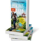 Text: Christine Thürmer, HIKING ASIA, SPIEGEL Bestseller, Wandern in Japan, Südkorea und Taiwan. Frau wandert mit Rucksack.