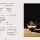 "Johannisbeere Balsam Kalamansi Salzkaramell" Rezeptanleitung mit Zutaten und Zubereitung. Zwei schräg stehende Gläser.