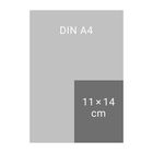 "DIN A4" und "11 × 14 cm". Illustration: größeres A4-Blatt, kleineres Rechteck darüber.