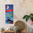 "Mit Mondpausen. Mit dem Mond im Rhythmus 2027. Praktische Tagesplanung im Zeichen des Mondes."  
Gemütliche Zimmerecke mit Pflanzen.