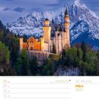 Kalenderseite der 10. Woche, März 2027. Bild: Schloss Neuschwanstein vor schneebedeckten Bergen.