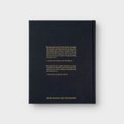 Auf schwarzem Buchrücken steht "KARL KOLBITZ". Goldfarbene Buchstaben, daneben ein Gemälde in warmen Erdtönen.