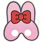 Illustration einer rosa Maske mit großen Hasenohren und einer glänzenden roten Schleife in der Mitte.