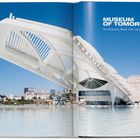 Text: "MUSEUM OF TOMORROW, Rio de Janeiro, Brazil. 2010-2015." Moderne, futuristische Architektur am Wasser.