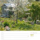 15. Woche, April 2027. Ein blühender Garten mit Sauerkirsche, Tulpen und einem kleinen Teehaus.