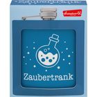 "Zaubertrank" und "sheepworld" auf einer Verpackung. Illustration: Flasche mit Blasen und Sternen, blaue Hintergrundfarbe.
