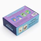 **Finde die Bildpaare und lern inspirierende Frauen kennen.**

Eine Box mit bunten Karten zeigt historische Frauenfiguren.