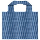 Eine Tragetasche mit blauem geometrischem Muster.